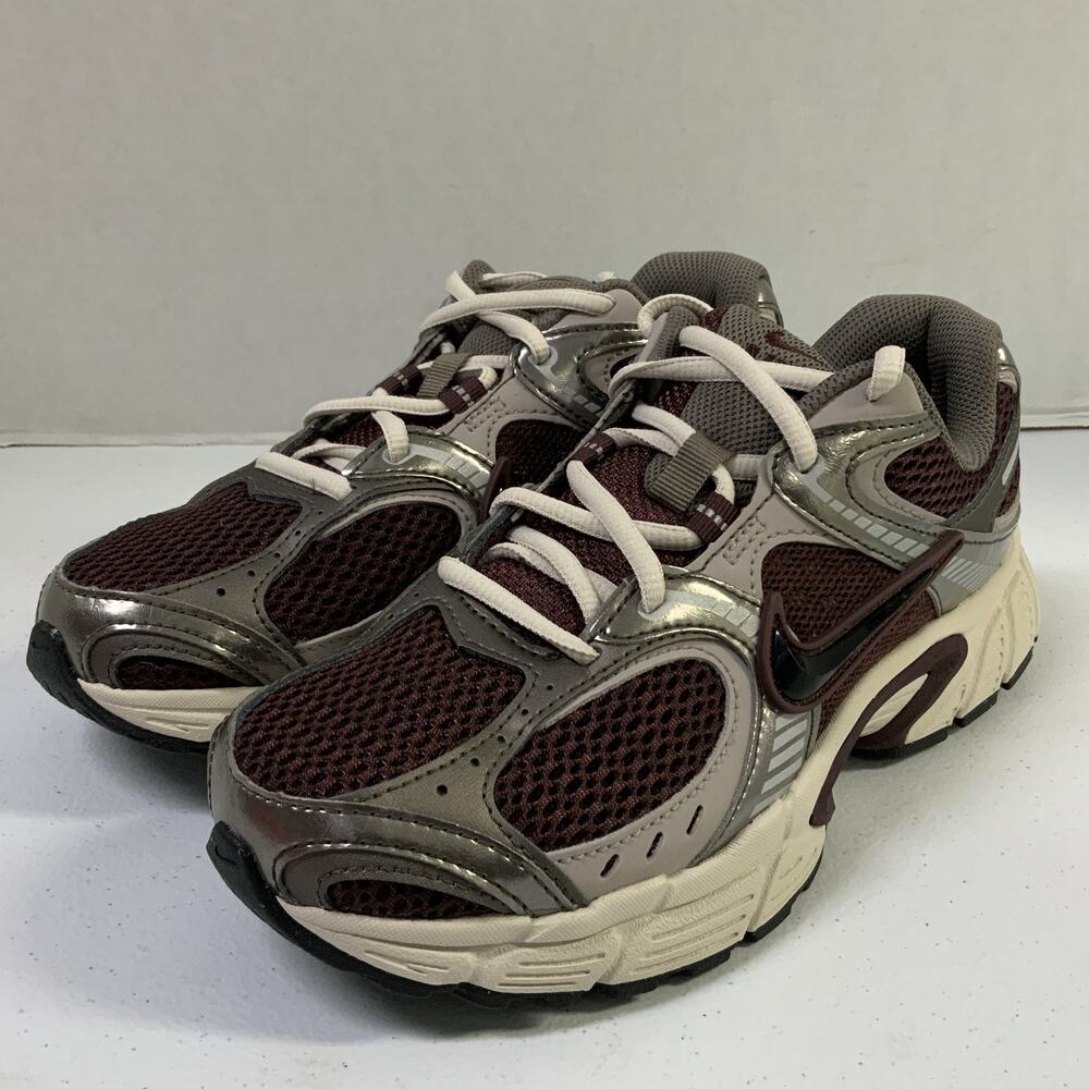 Nike V5 RNR Burgundy Crush Light Orewood Brown HQ7901 602 Size 10 Women Mesh